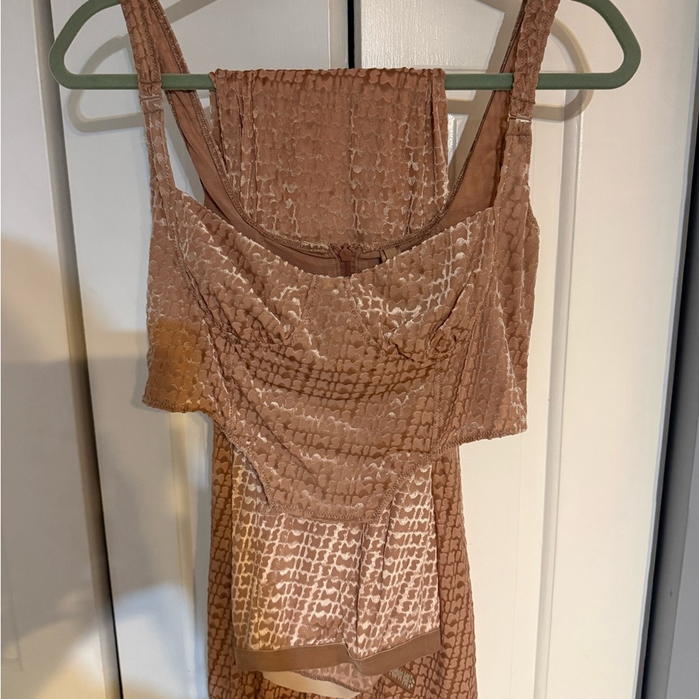 SKIMS Velour Leopard 2-Piece Set – Limited / Collector – Size M/L